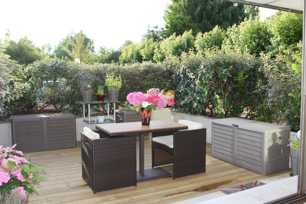 Apartment Avec Parking Prive Au Coeur Du Triangle D'or - Paris-plage *